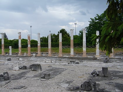 ruins of the roman forum aquilea