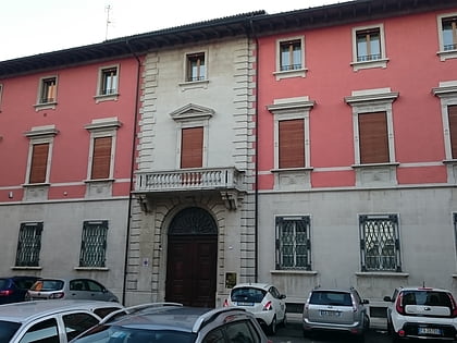 Palazzo Tirelli
