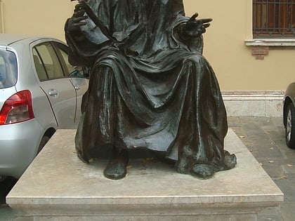Monumento ad Andrea da Grosseto