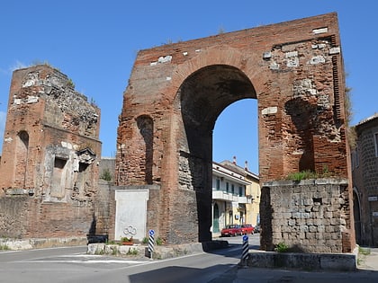 arch of hadrian