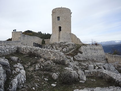 chateau de bominaco
