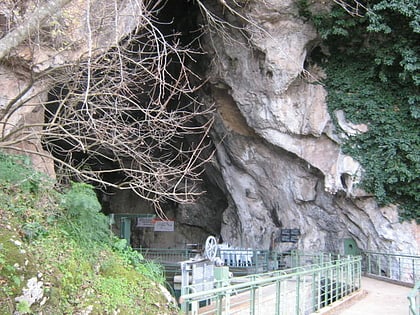 Grotta di Pertosa
