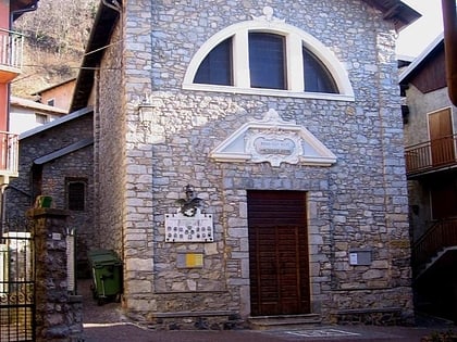 iglesia de san antonio abad esino lario