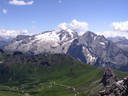 gora marmolada dolomity