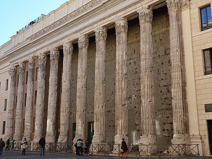 temple of hadrian rome