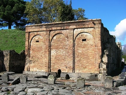 castellum aquae stanowisko archeologiczne pompeje