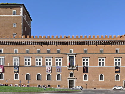 museo nacional del palacio venezia roma