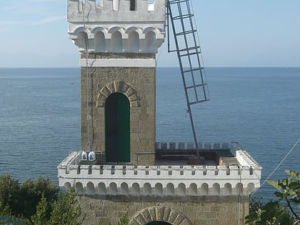 Punta Fortino Lighthouse
