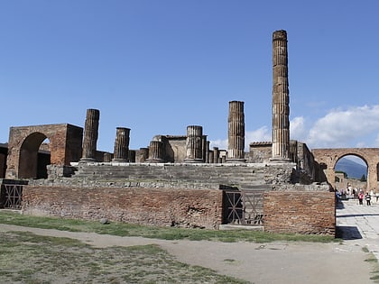 temple of jupiter pompeii