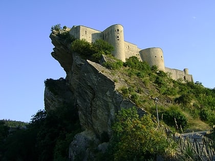 chateau de roccascalegna