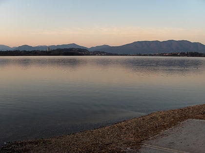 lago di comabbio