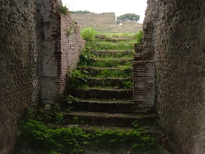flavian amphitheater pozzuoli