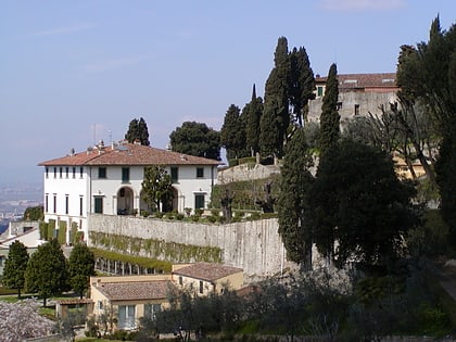 villa medici florence