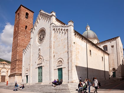 collegiate church of st martin pietrasanta