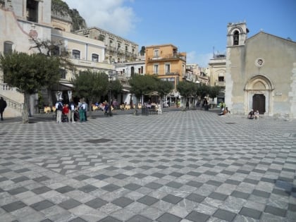 Piazza IX Aprile