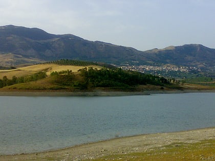 lago di magazzolo