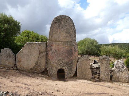 giants grave of coddu vecchiu