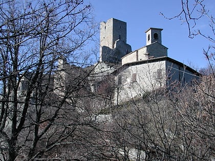 castello delle carpinete carpineti
