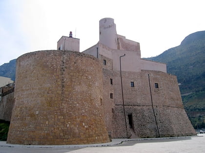 Phare de Castello Normanno