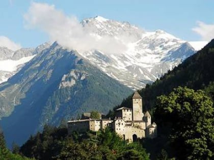 burg taufers campo tures