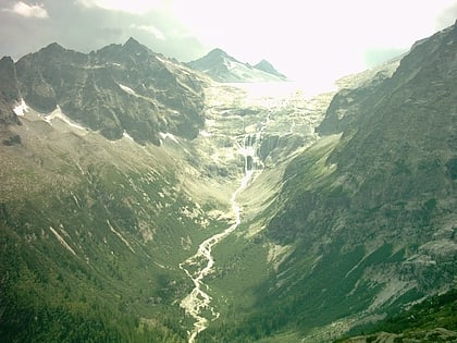 rifugio ai caduti delladamello