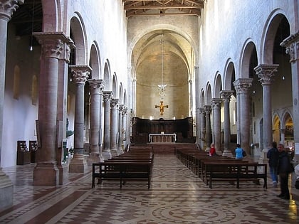 cathedral todi