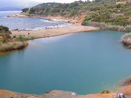 laghetto di terra nera porto azzurro