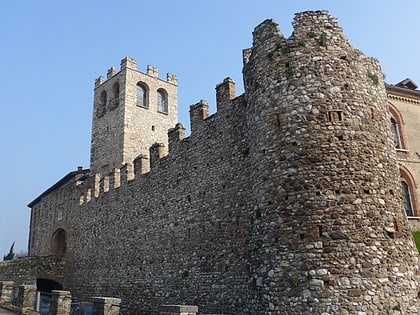 castello desenzano del garda