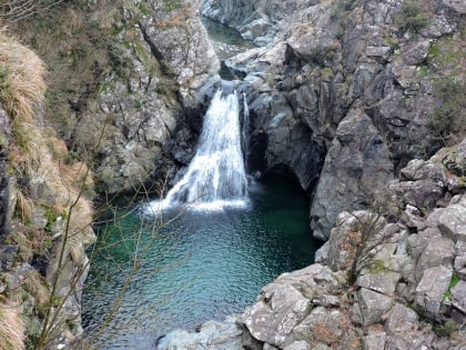 cascata del serpente masone