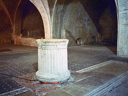 casa romana spoleto