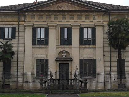 villa carminati ferrario monza