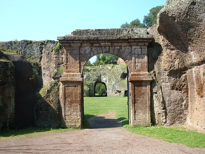 rzymski amfiteatr sutri