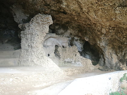 grotta di matromania isla de capri