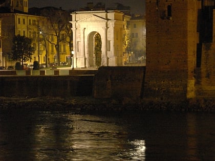 arco de los gavi verona