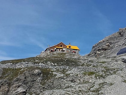 rifugio quinto alpini parc national du stelvio