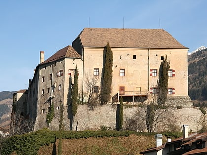 chateau de scena rifiano