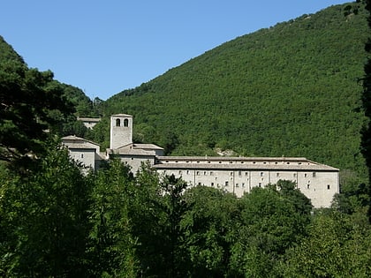 monasterio de fonte avellana serra santabbondio