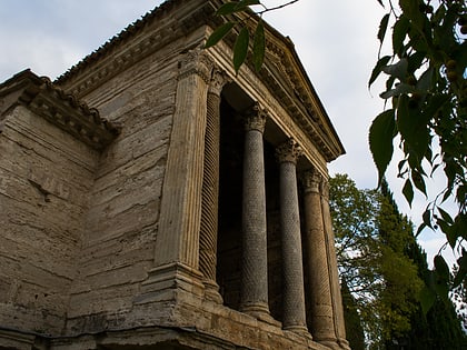 temple de campello sul clitunno