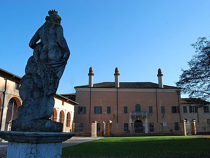 Palazzo Gonzaga-Guerrieri