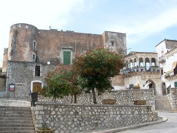 castello normanno aragonese san nicandro garganico