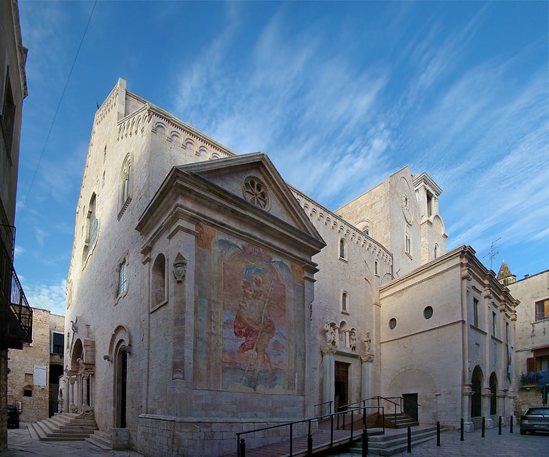 concatedral basilica de san pedro apostol bisceglie