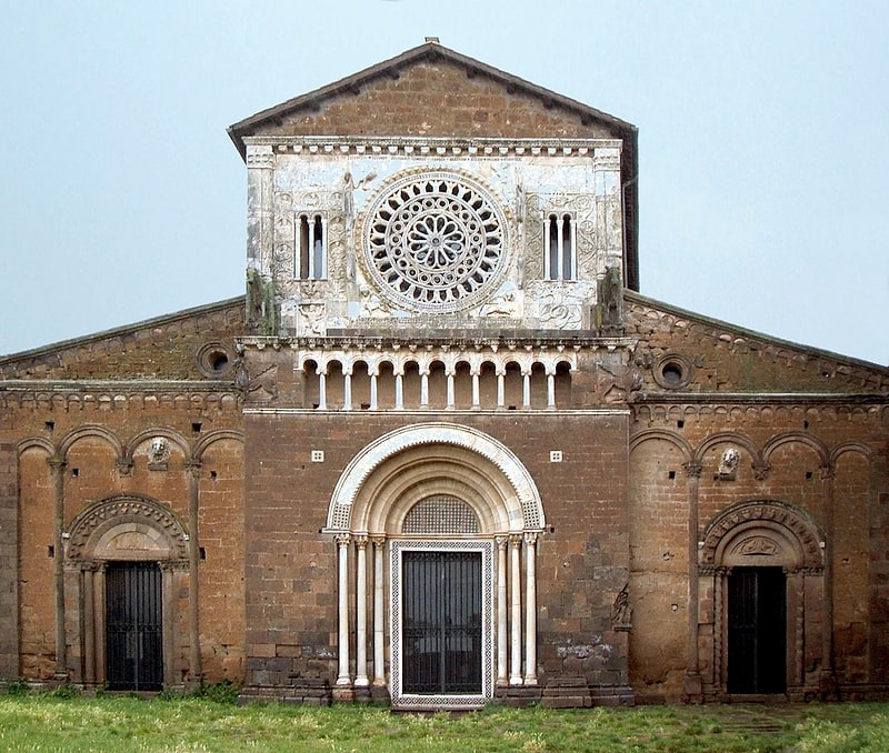 san pietro church tuscania