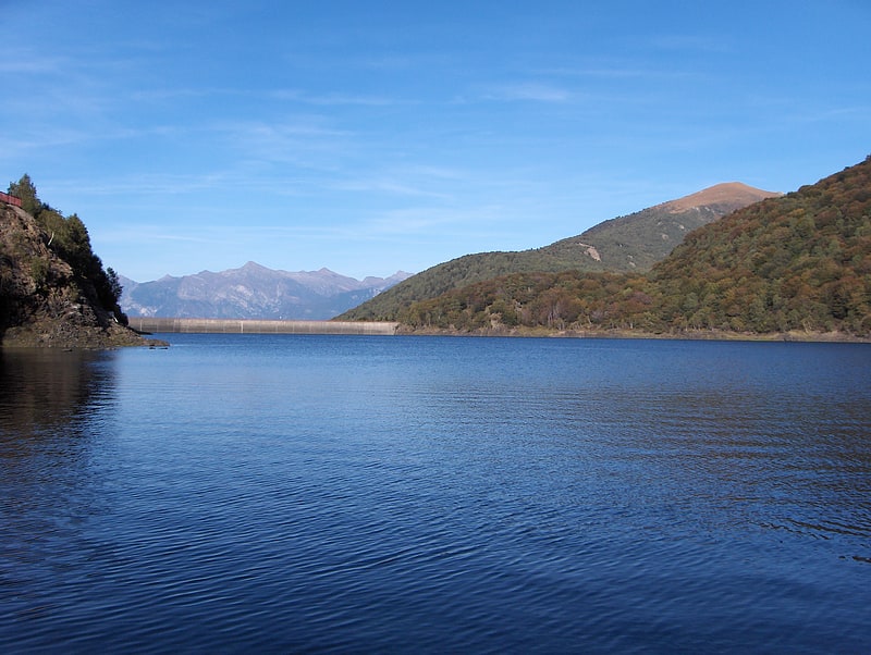 delio lake maccagno