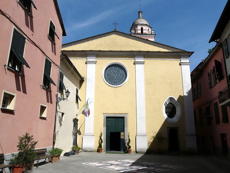 catedral de san pedro san lorenzo y san columbano brugnato