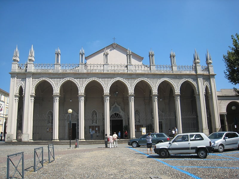 catedral de san esteban biella