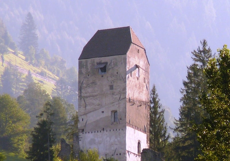 ruine jaufenburg castel giovo san leonardo in passiria
