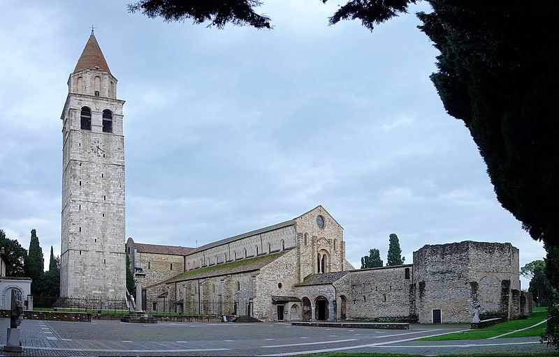 basilica di santa maria assunta aquileia