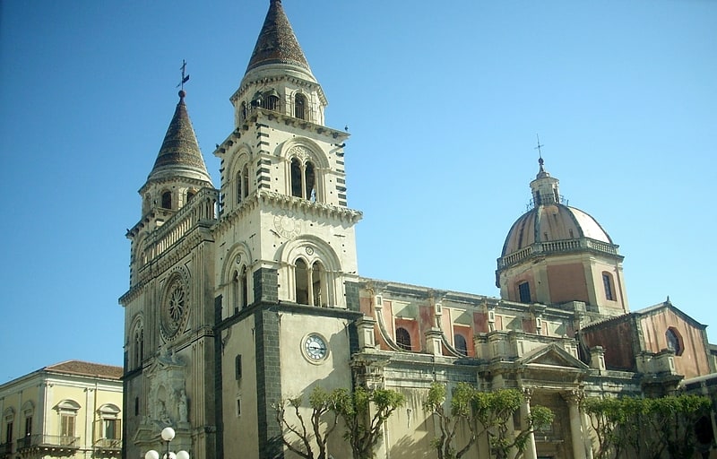 catedral basilica de nuestra senora de la anunciacion acireale
