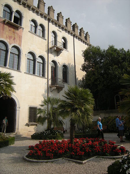 Palazzo dei Capitani