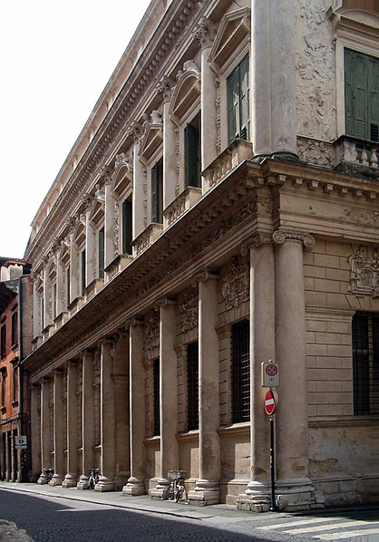 Palais Barbaran da Porto
